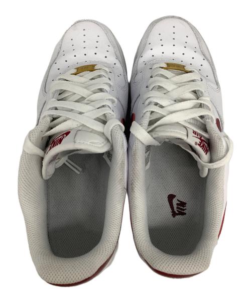 NIKE（ナイキ）NIKE (ナイキ) AIR FORCE 1 '07(エアフォース1） ホワイト×レッド サイズ:US9.5の古着・服飾アイテム