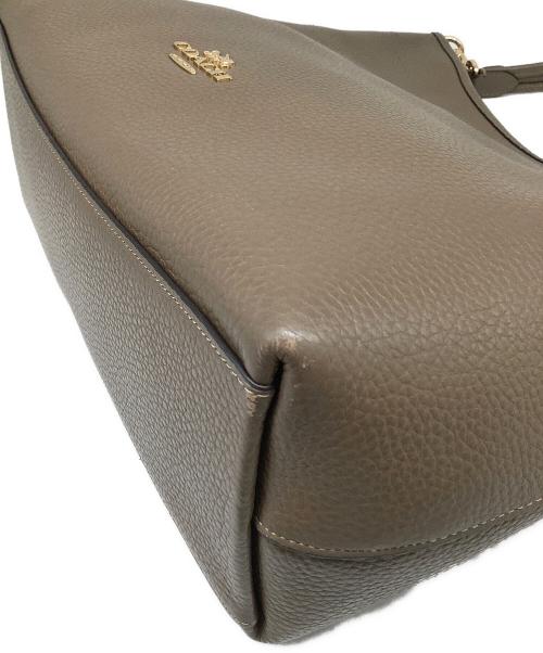 COACH（コーチ）COACH (コーチ) ローレル ラージ ショルダー バッグ ベージュの古着・服飾アイテム