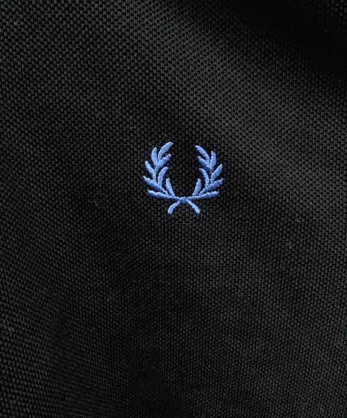 FRED PERRY（フレッドペリー）FRED PERRY (フレッドペリー) AKANE UTSUNOMIYA (アカネウツノミヤ) スウェット ブラック サイズ:UK10の古着・服飾アイテム