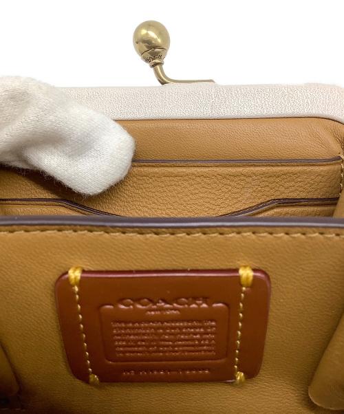 COACH（コーチ）COACH (コーチ) キスロック ベージュの古着・服飾アイテム