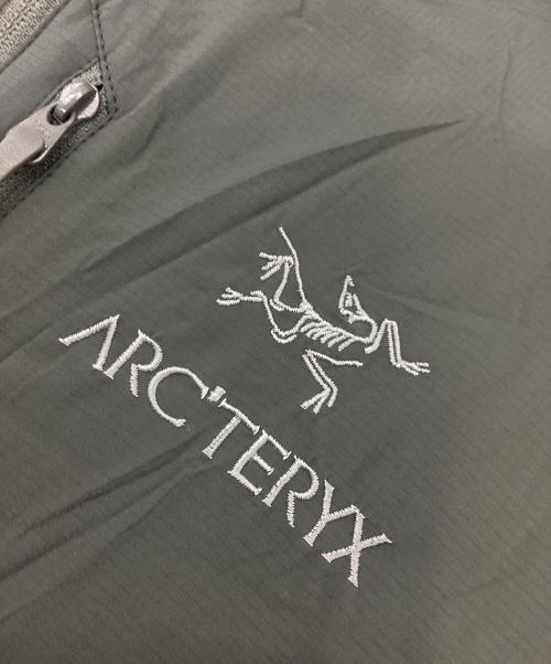 ARC'TERYX（アークテリクス）ARC'TERYX (アークテリクス) アトムSLアノラック グレー サイズ:Sの古着・服飾アイテム