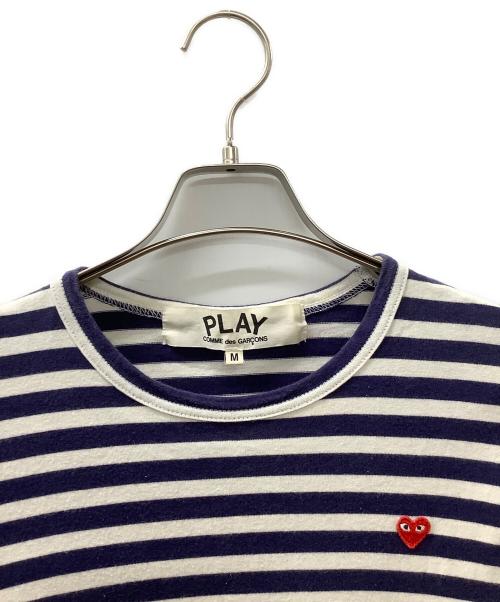 PLAY COMME des GARCONS（プレイコムデギャルソン）PLAY COMME des GARCONS (プレイコムデギャルソン) 長袖カットソー ネイビー×ホワイト サイズ:Mの古着・服飾アイテム