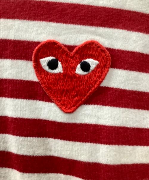 PLAY COMME des GARCONS（プレイコムデギャルソン）PLAY COMME des GARCONS (プレイコムデギャルソン) 長袖カットソー レッド×ホワイト サイズ:Mの古着・服飾アイテム