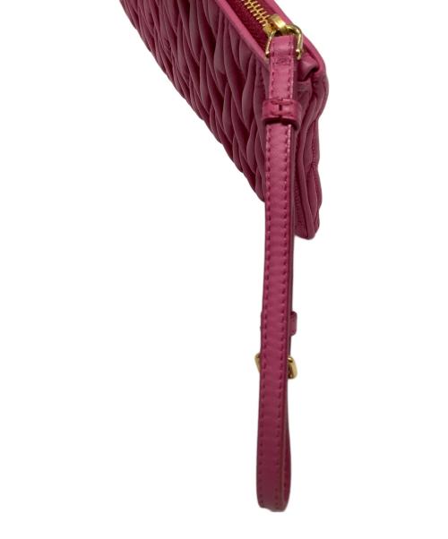 MIU MIU（ミュウミュウ）MIU MIU (ミュウミュウ) 長財布 ピンクの古着・服飾アイテム