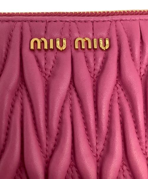 MIU MIU（ミュウミュウ）MIU MIU (ミュウミュウ) 長財布 ピンクの古着・服飾アイテム