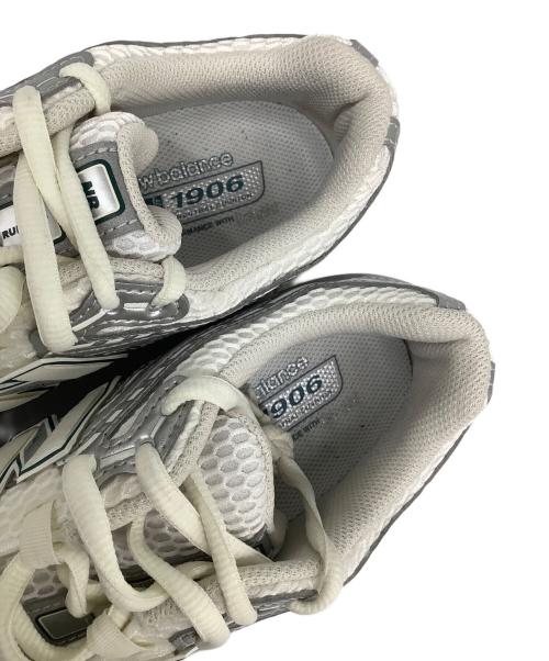 NEW BALANCE（ニューバランス）NEW BALANCE (ニューバランス) NEW BALANCEM1906REE ホワイト×シルバー サイズ:US8.5の古着・服飾アイテム