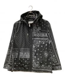 DIESEL×ROGIC GR8（ディーゼル×ロジック グレイト）の古着「バンダナ柄フーデッドジャケット」｜グレー×ブラック
