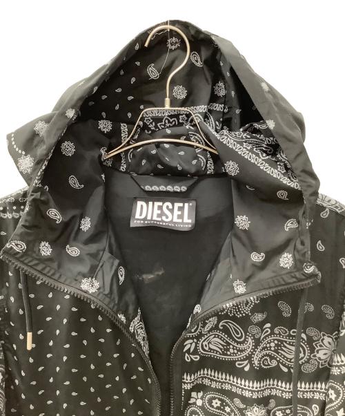 DIESEL（ディーゼル）DIESEL (ディーゼル) ROGIC GR8 (ロジック グレイト) バンダナ柄フーデッドジャケット グレー×ブラック サイズ:Lの古着・服飾アイテム