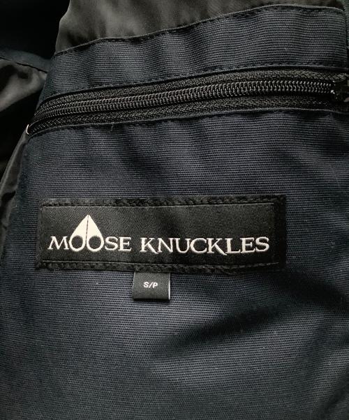 MOOSE KNUCKLES（ムース ナックルズ）MOOSE KNUCKLES (ムース ナックルズ) ダウンコート ネイビー サイズ:S 未使用品の古着・服飾アイテム