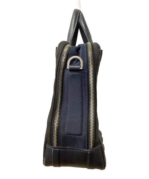 TUMI（トゥミ）TUMI (トゥミ) ビジネスバッグ ブラックの古着・服飾アイテム