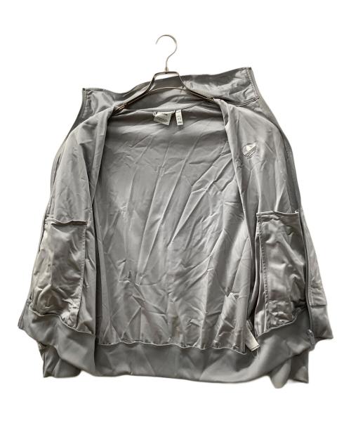 adidas（アディダス）adidas (アディダス) オーバーサイズ ファイヤーバード トラックトップ シルバーカラー サイズ:Mの古着・服飾アイテム