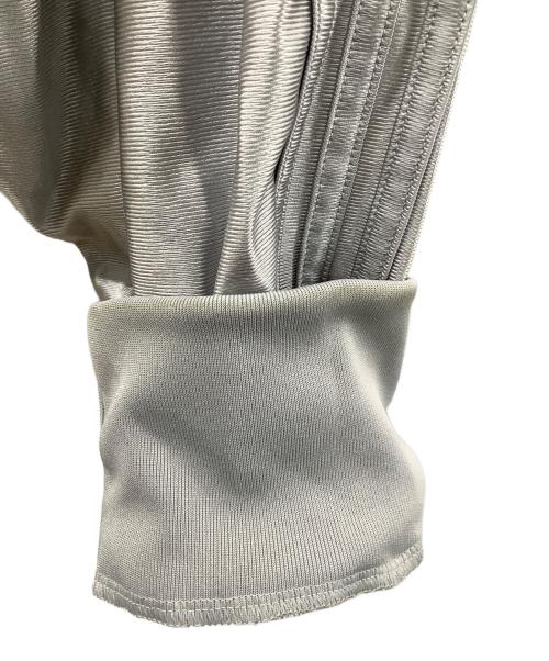 adidas（アディダス）adidas (アディダス) オーバーサイズ ファイヤーバード トラックトップ シルバーカラー サイズ:Mの古着・服飾アイテム