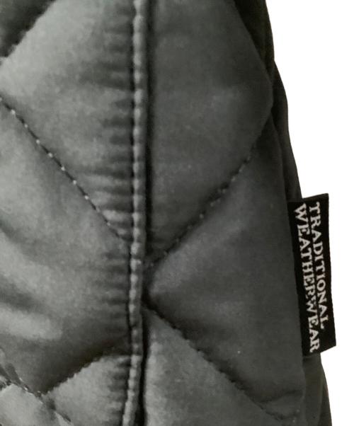 Traditional Weatherwear（トラディショナルウェザーウェア）Traditional Weatherwear (トラディショナルウェザーウェア) キルティングジャケット ブラック サイズ:34の古着・服飾アイテム