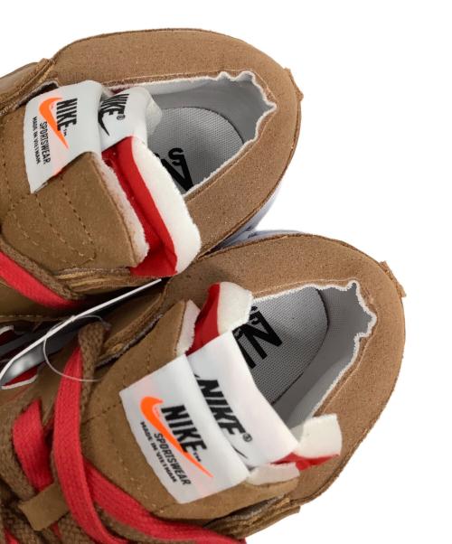 NIKE（ナイキ）NIKE (ナイキ) sacai (サカイ) NIKE SACAI BLAZER LOW ブラウン×レッド サイズ:US7 未使用品の古着・服飾アイテム