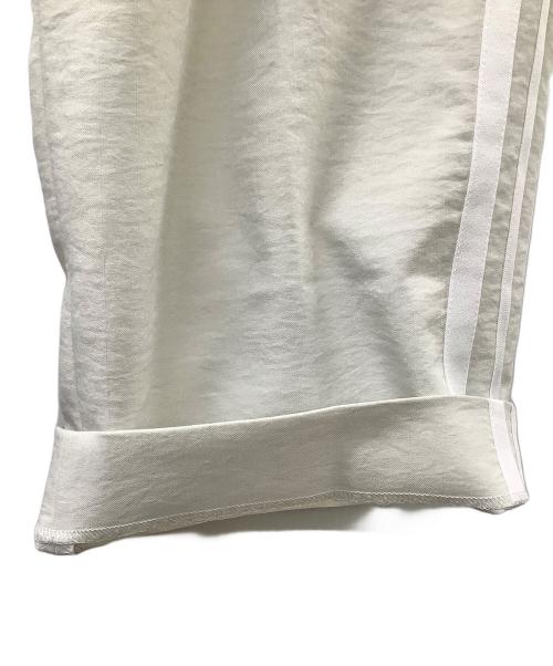 Y-3（ワイスリー）Y-3 (ワイスリー) CH1 ELEGANT 3 STP PANT ベージュ サイズ:Sの古着・服飾アイテム