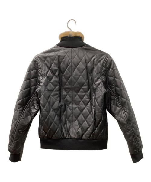 EMMETI（エンメティ）EMMETI (エンメティ) ファー付きキルティングレザージャケット ブラック サイズ:44の古着・服飾アイテム