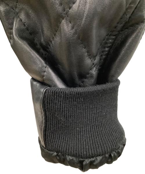 EMMETI（エンメティ）EMMETI (エンメティ) ファー付きキルティングレザージャケット ブラック サイズ:44の古着・服飾アイテム