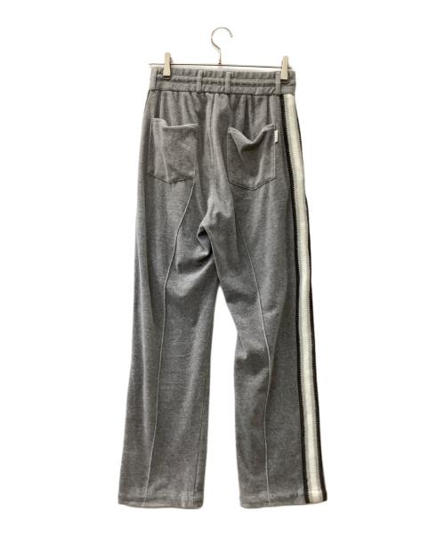 TT-MSW（ティーモダンストリートウェア）TT-MSW (ティーモダンストリートウェア) ベロアイージパンツ トラックパンツ ライトグレー サイズ:Mの古着・服飾アイテム