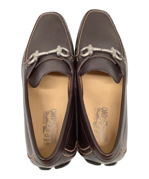 Salvatore Ferragamo（サルヴァトーレ フェラガモ）Salvatore Ferragamo (サルヴァトーレ フェラガモ) ドライビングシューズ ブラウン サイズ:9の古着・服飾アイテム