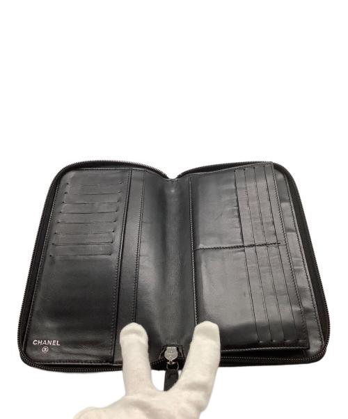 CHANEL（シャネル）CHANEL (シャネル) カメリア　ラウンドファスナー長財布 ブラックの古着・服飾アイテム