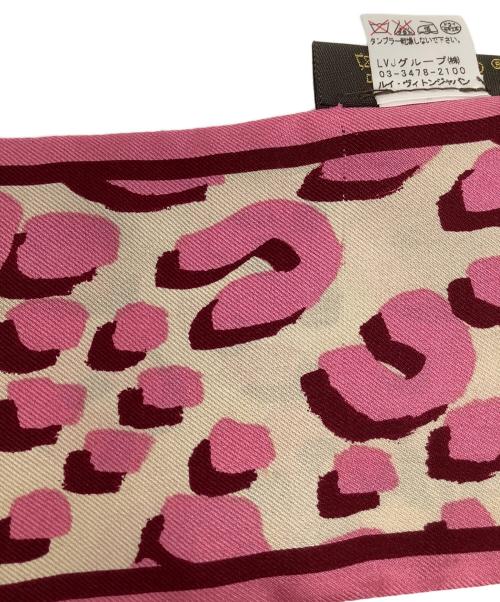 LOUIS VUITTON（ルイ ヴィトン）LOUIS VUITTON (ルイ ヴィトン) シルクスカーフ ピンクの古着・服飾アイテム