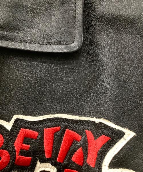 MONTANA TOONS（モンタナトゥーンズ）MONTANA TOONS (モンタナトゥーンズ) レザースタジャン レッド×ブラック サイズ:XSの古着・服飾アイテム