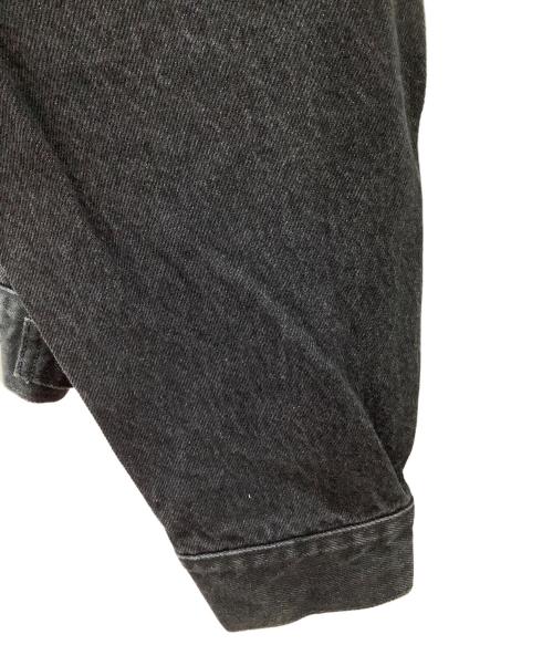SOFTHYPHEN（ソフトハイフン）SOFTHYPHEN (ソフトハイフン) TUCKED DETAIL DENIM JACKET ブラック サイズ:02 未使用品の古着・服飾アイテム
