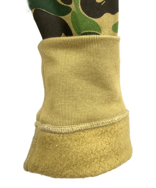 A BATHING APE（ア ベイシング エイプ）A BATHING APE (ア ベイシング エイプ) Camo Shark Full Zip Hoodie オリーブ サイズ:Mの古着・服飾アイテム