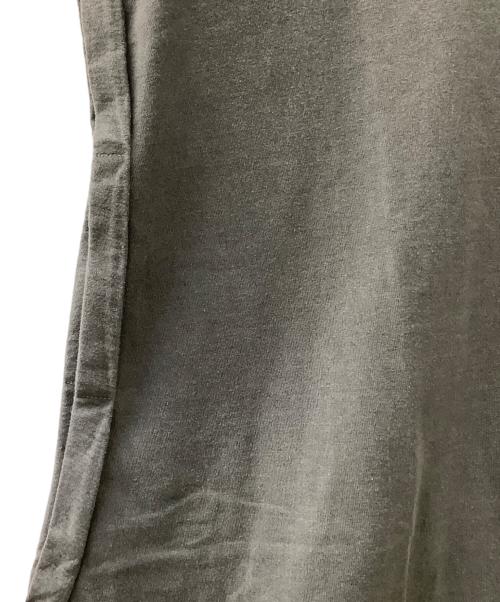 SOFTHYPHEN（ソフトハイフン）SOFTHYPHEN (ソフトハイフン) ノースリーブTシャツ グレー サイズ:04 未使用品の古着・服飾アイテム