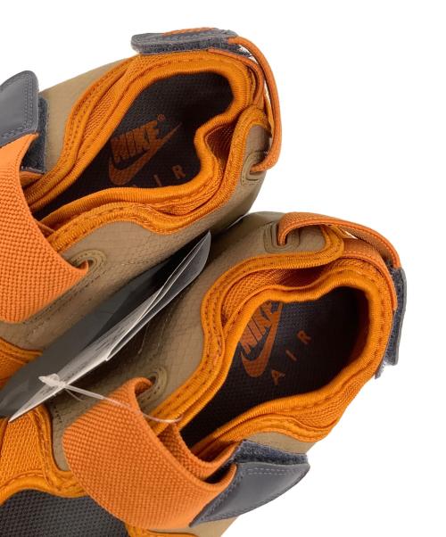 NIKE（ナイキ）NIKE (ナイキ) WMNS AIR RIFT BREATHE（エアリフトブリーズ） オレンジ×ベージュ サイズ:US 8 未使用品の古着・服飾アイテム