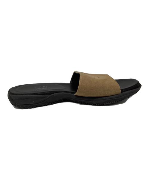 SOFTHYPHEN（ソフトハイフン）SOFTHYPHEN (ソフトハイフン) SAKIAS (サキアス) 5ステッチサンダル ブラック×ベージュ サイズ:表記なしの古着・服飾アイテム