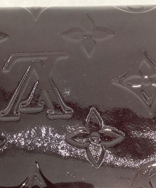 LOUIS VUITTON（ルイ ヴィトン）LOUIS VUITTON (ルイ ヴィトン) ヴェルニアンヴェロップ・カルト・ドゥ・ヴィジット アマラントの古着・服飾アイテム