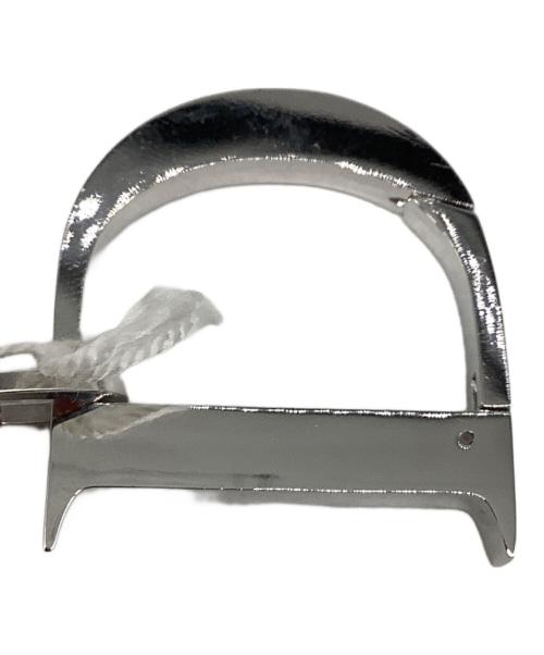 Christian Dior（クリスチャン ディオール）Christian Dior (クリスチャン ディオール) 蜂 シルバー×レッドの古着・服飾アイテム