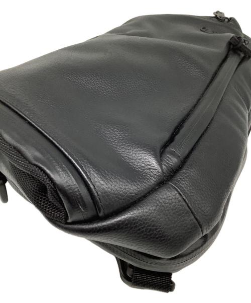 BROSKI and SUPPLY（ブロスキーアンドサプライ）BROSKI and SUPPLY (ブロスキーアンドサプライ)  アジャスト スリング マルチバッグ ブラックの古着・服飾アイテム