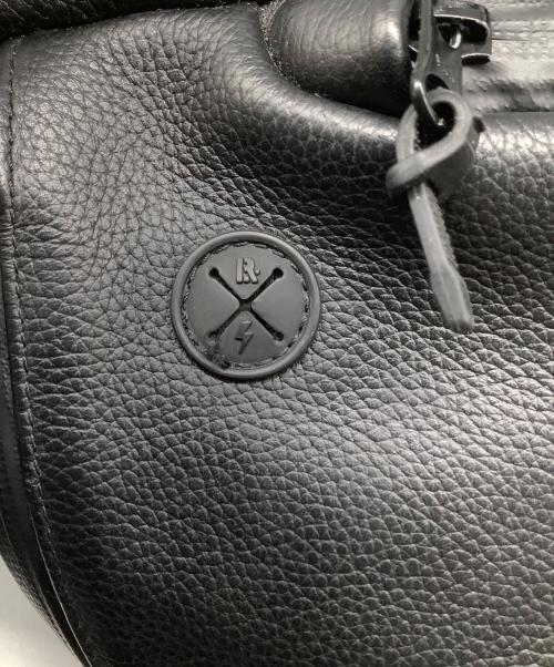 BROSKI and SUPPLY（ブロスキーアンドサプライ）BROSKI and SUPPLY (ブロスキーアンドサプライ)  アジャスト スリング マルチバッグ ブラックの古着・服飾アイテム