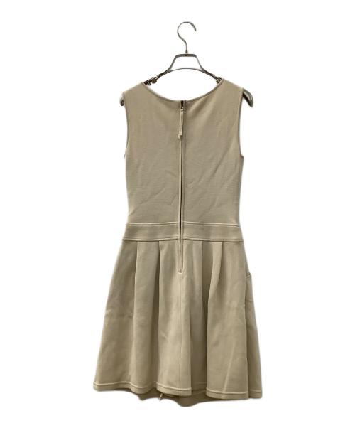 FOXEY（フォクシー）FOXEY (フォクシー) ノースリーブワンピース ベージュ サイズ:40の古着・服飾アイテム
