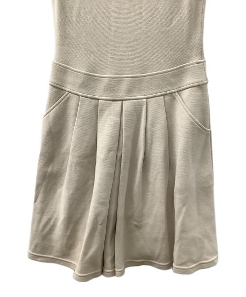 FOXEY（フォクシー）FOXEY (フォクシー) ノースリーブワンピース ベージュ サイズ:40の古着・服飾アイテム
