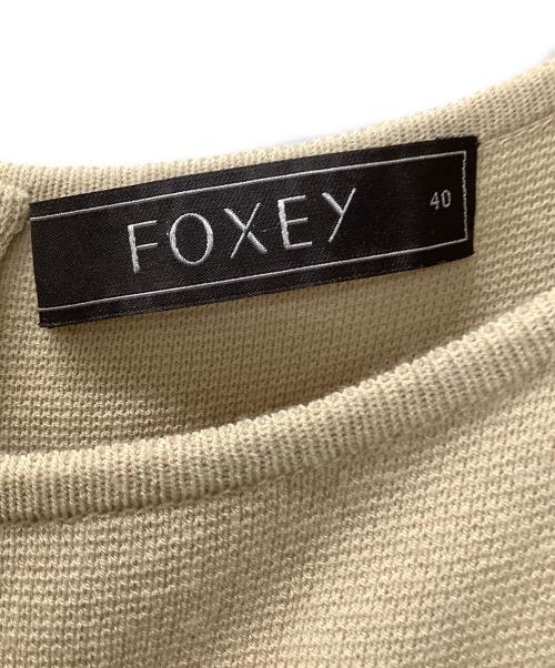 FOXEY（フォクシー）FOXEY (フォクシー) ノースリーブワンピース ベージュ サイズ:40の古着・服飾アイテム