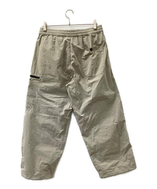 C.P COMPANY（シーピーカンパニー）C.P COMPANY (シーピーカンパニー) カーゴパンツ ベージュ サイズ:46の古着・服飾アイテム