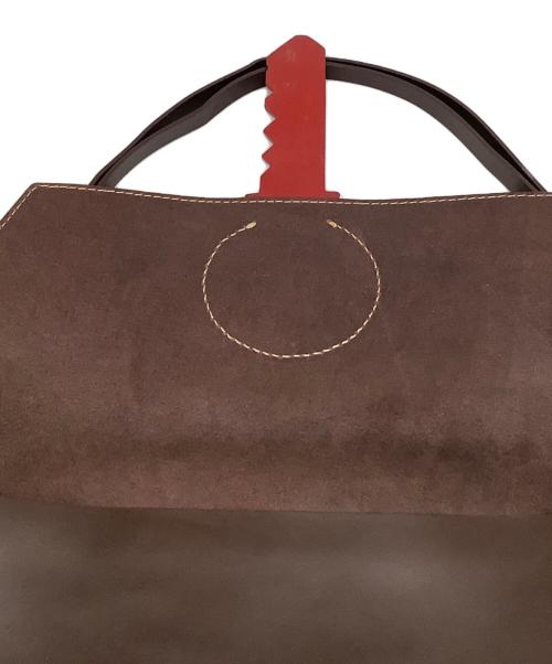 Vivienne Westwood（ヴィヴィアンウエストウッド）Vivienne Westwood (ヴィヴィアンウエストウッド) キーモチーフショルダーバッグ ブラウンの古着・服飾アイテム