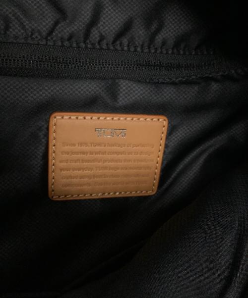 TUMI（トゥミ）TUMI (トゥミ) HARRISON OSBORN オリーブの古着・服飾アイテム