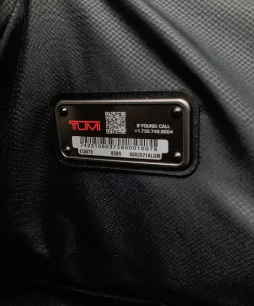 TUMI（トゥミ）TUMI (トゥミ) HARRISON OSBORN オリーブの古着・服飾アイテム