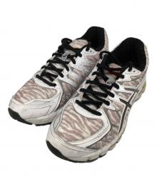 asics（アシックス）の古着「Gel-Kayano 20 "Glacier Grey/Black"」｜ホワイト×ベージュ