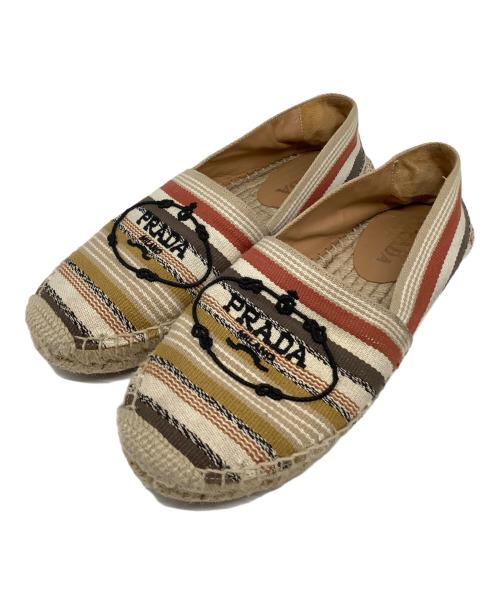 PRADA（プラダ）PRADA (プラダ) フラットシューズ ベージュ サイズ:37の古着・服飾アイテム