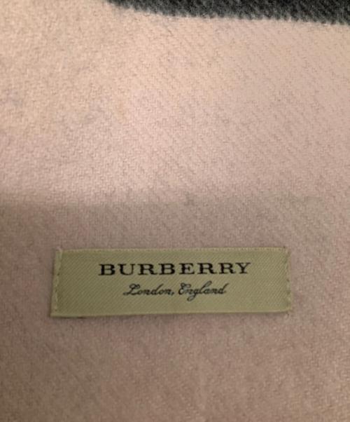 BURBERRY（バーバリー）BURBERRY (バーバリー) マフラー ピンク×ブラックの古着・服飾アイテム
