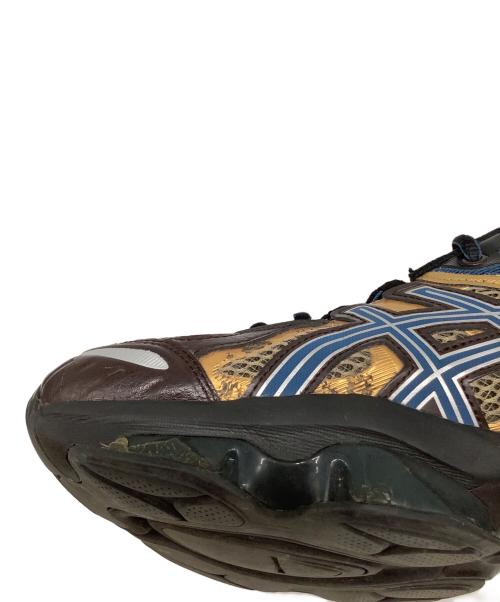 asics（アシックス）asics (アシックス) GEL-QUANTUM KINETIC ブラウン×ゴールド サイズ:27.5の古着・服飾アイテム