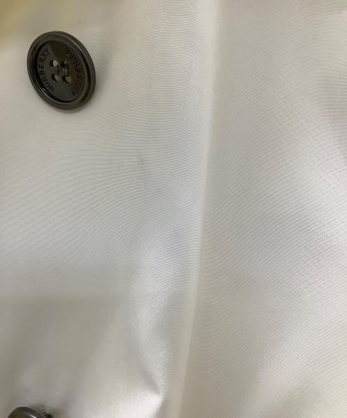 BURBERRY LONDON（バーバリーロンドン）BURBERRY LONDON (バーバリーロンドン) トレンチコート ホワイト サイズ:38の古着・服飾アイテム