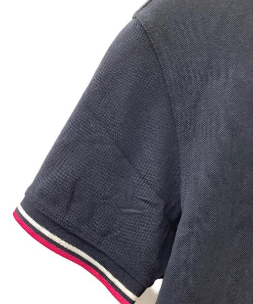 FRED PERRY（フレッドペリー）FRED PERRY (フレッドペリー) ポロシャツ ネイビー×ピンク サイズ:Mの古着・服飾アイテム