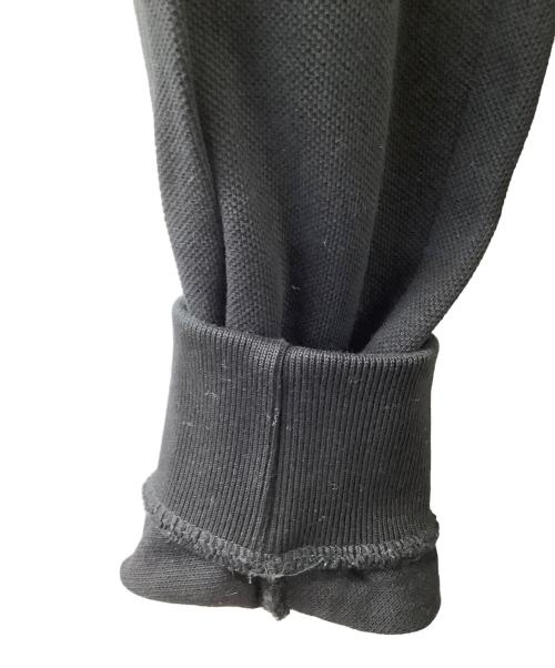 FRED PERRY（フレッドペリー）FRED PERRY (フレッドペリー) ポロシャツ ブラック×ホワイト サイズ:Mの古着・服飾アイテム