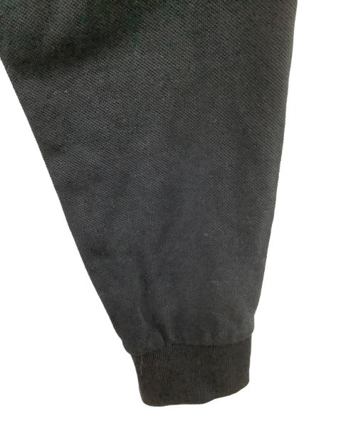 FRED PERRY（フレッドペリー）FRED PERRY (フレッドペリー) ポロシャツ ブラック×ホワイト サイズ:Mの古着・服飾アイテム